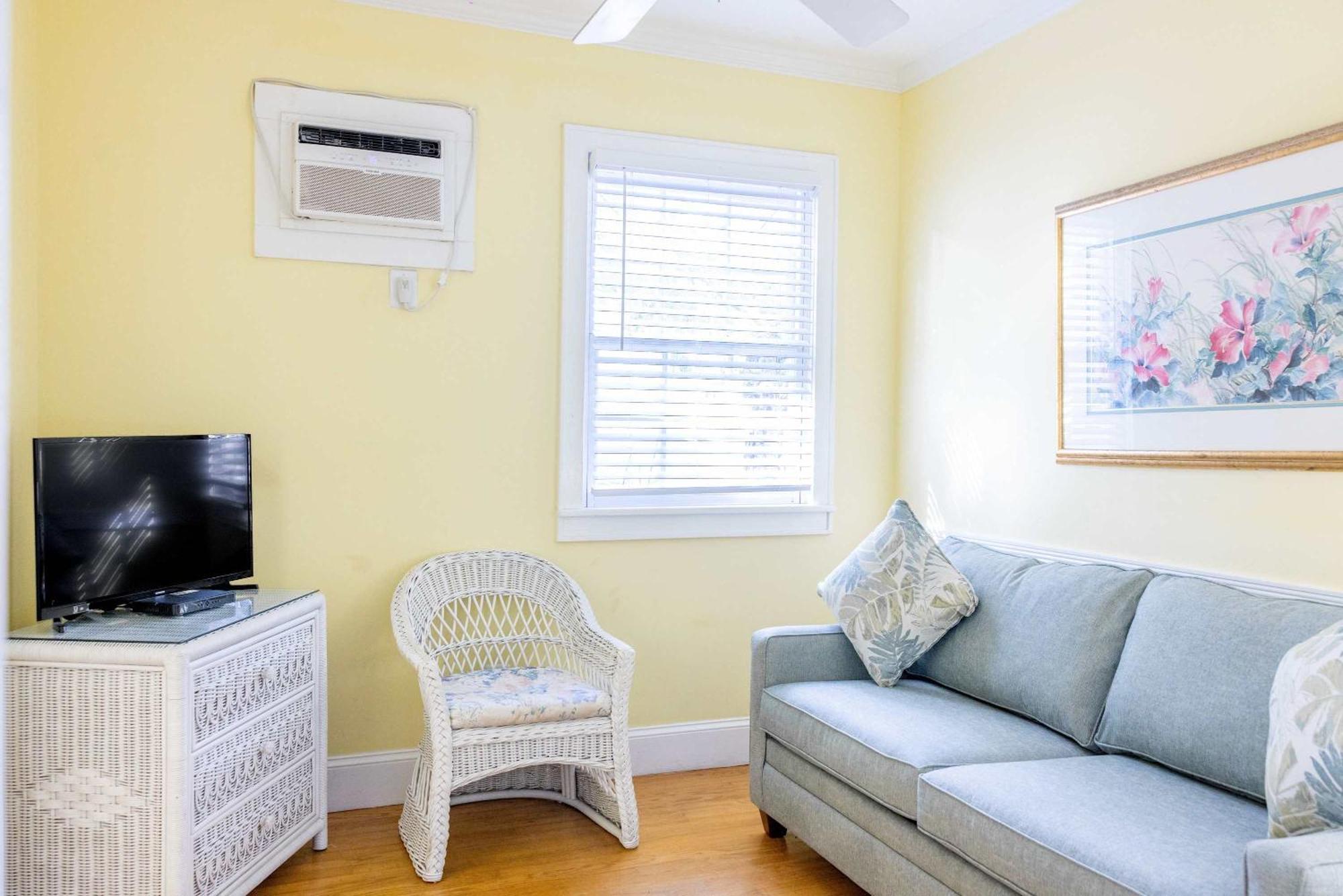 Deluxe King With Balcony - At James House With Parking! คีย์เวสต์ ภายนอก รูปภาพ